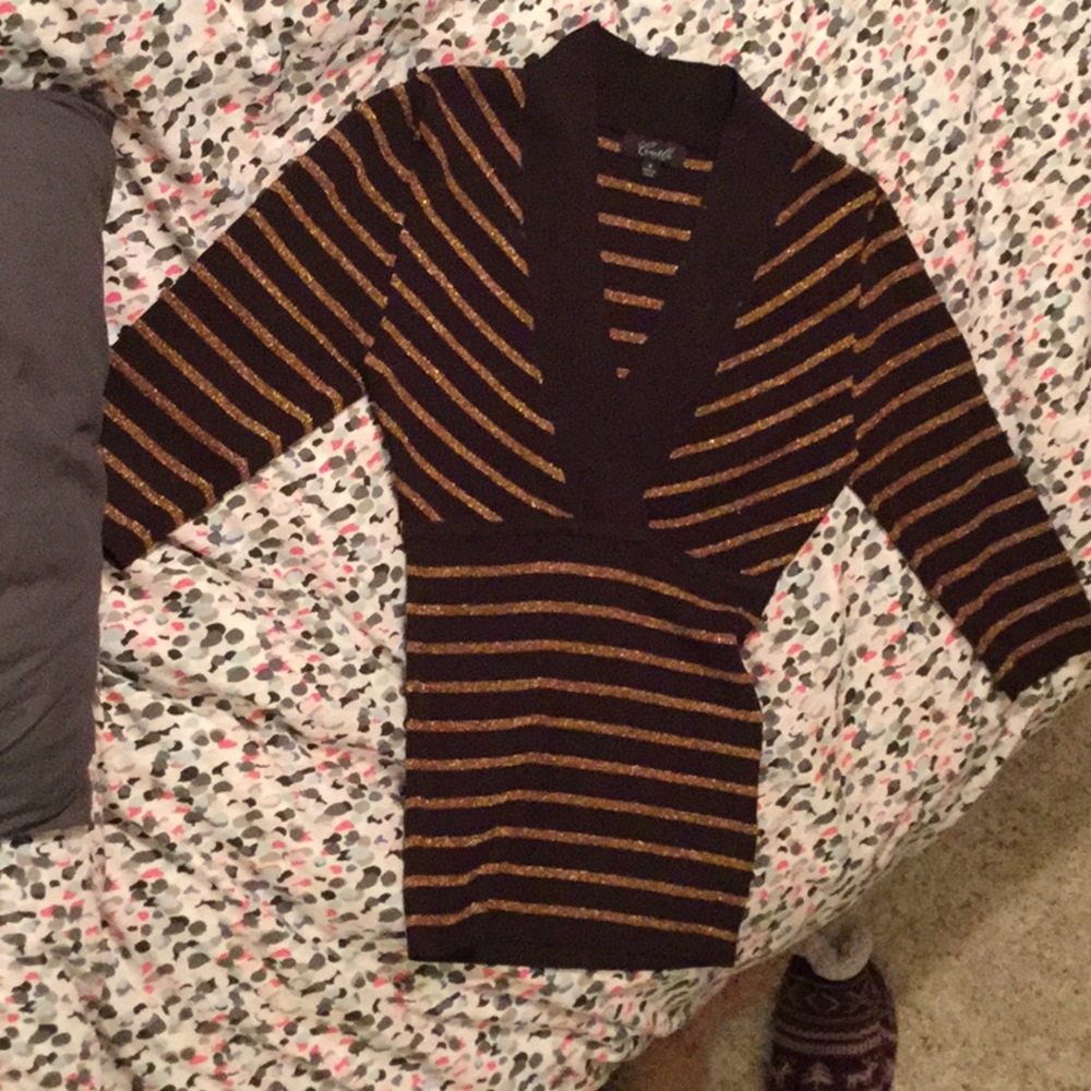 V-neck sweater